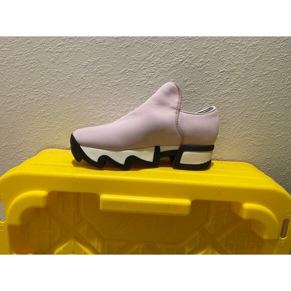 iRi WES I Lavender Low Top Sneaker - Picture 5 of 10